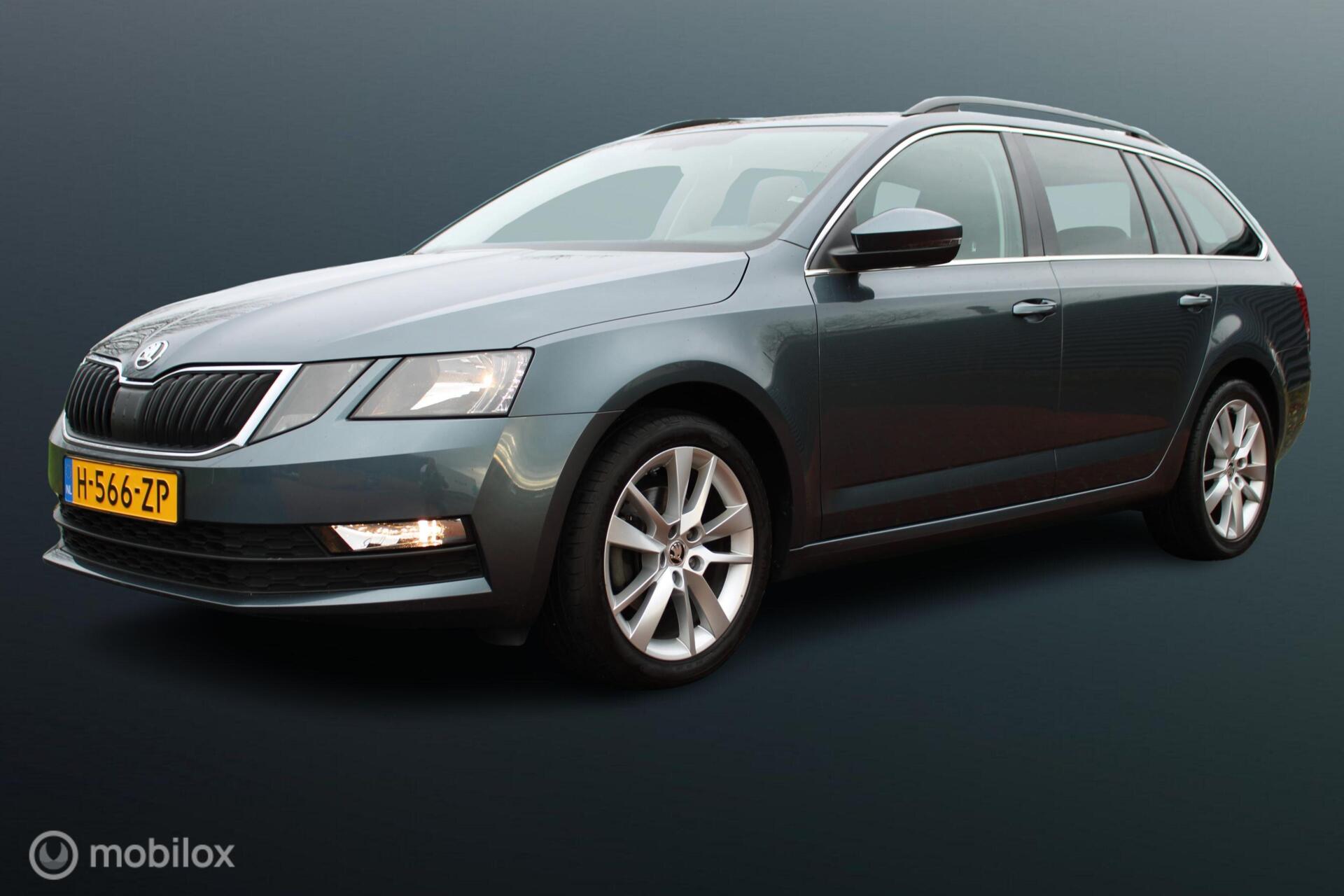 47588137